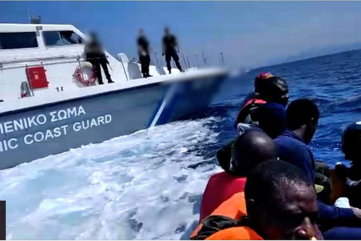 Βίντεο του BBC με βίαιες απωθήσεις μεταναστών «καίει» τις ελληνικές αρχές
