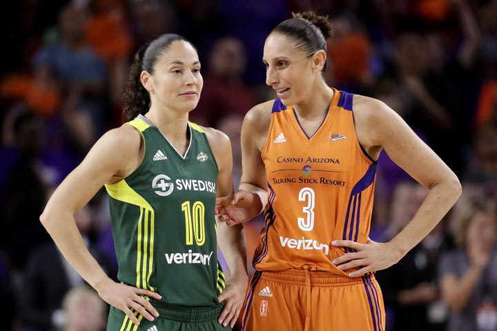 Αντετοκούνμπο: Το post της Σου Μπερντ με την παιδική φωτογραφία του Γιάννη και φόντο μία ζωγραφισμένη φανέλα της Ταουράσι