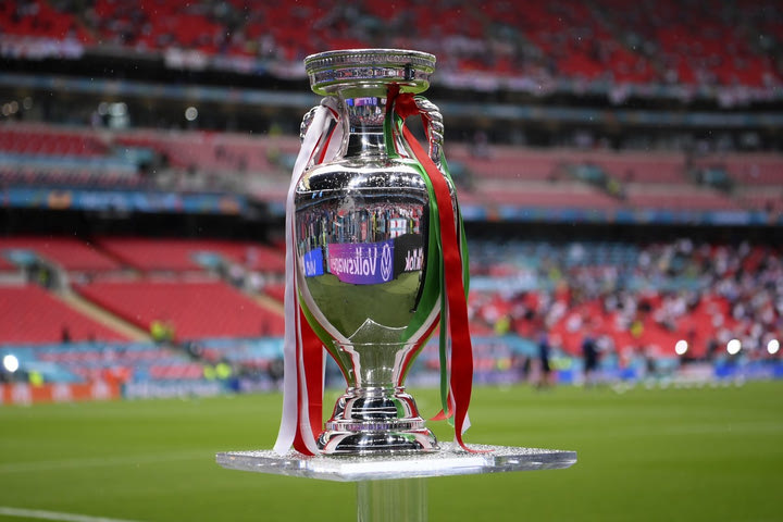 Euro 2028: Το Ηνωμένο Βασίλειο και η Ιρλανδία κατέθεσαν στην UEFA φάκελο με 14 γήπεδα