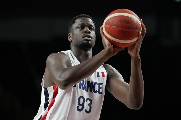 Οι πρώτοι πόντοι του Φαλ απέναντι στην Team USA