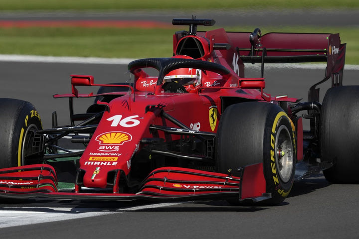 Η “αλματώδης” πρόοδος της Ferrari και οι αντιρρήσεις του Λεκλέρ