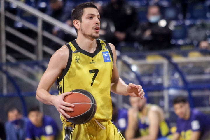 Η ΑΕΚ ανακοίνωσε τον Φλιώνη