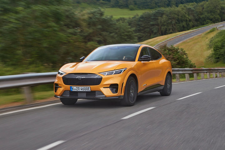 Και ηλεκτρική και GT η Mustang