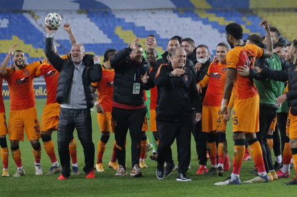 Τουρκικά ΜΜΕ: “Επιστρέφει στην Τουρκία η Γαλατάσαραϊ, δεν έγιναν δεκτά τα τεστ κορονοϊού”