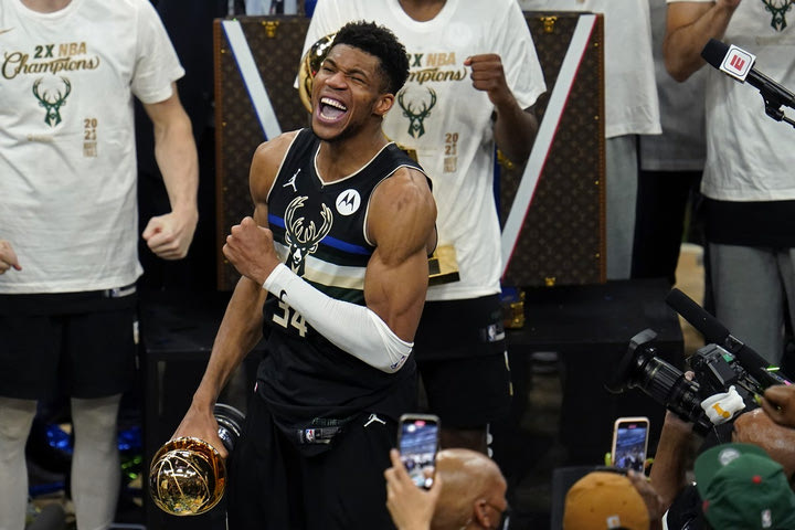 NBA Finals, Το ΝΒΑ έκανε retweet το challenge του Κόμπι Μπράιαντ στον Γιάννη Αντετοκούνμπο το 2019