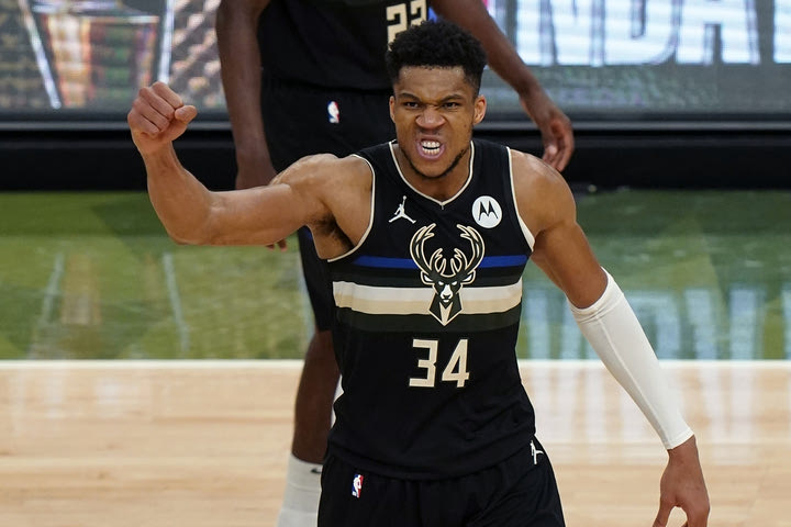 NBA Finals: Η υπόκλιση της Ελλάδας στον πρωταθλητή Γιάννη Αντετοκούνμπο