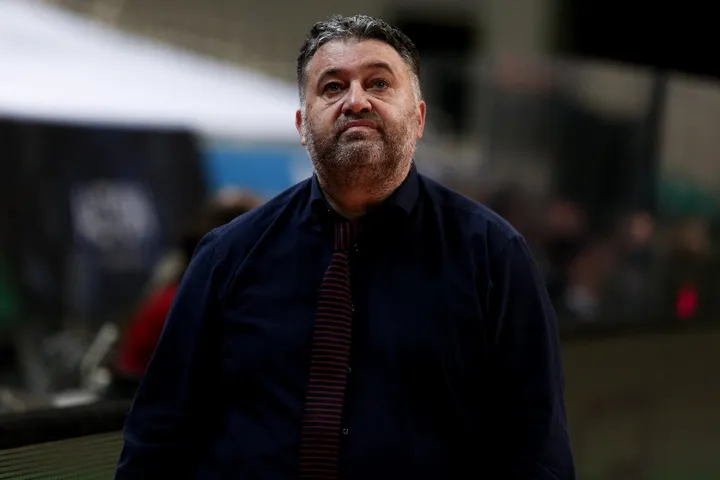 Ο Προμηθέας ευχαρίστησε τον Μάκη Γιατρά: “Συνδεδεμένος με τις σημαντικότερες επιτυχίες μας”