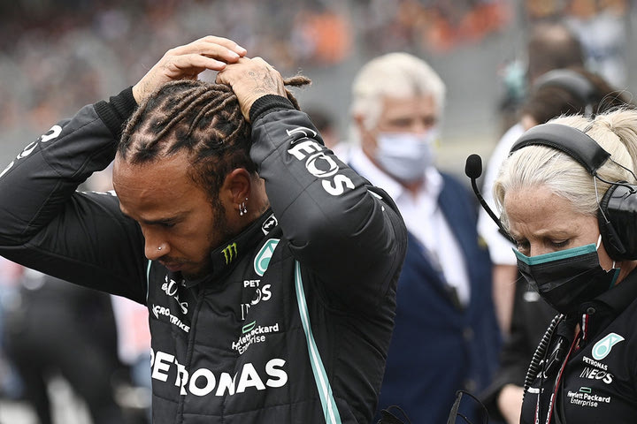 Χάμιλτον: “Η ζημιά στο δάπεδο μου κόστισε τη δεύτερη θέση”