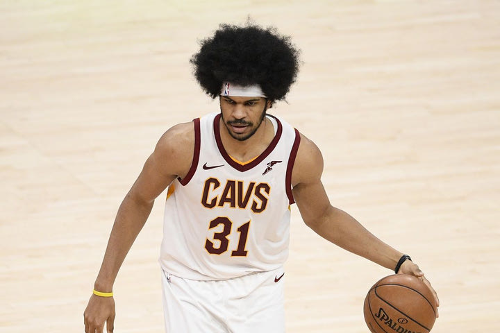 NBA, Καβαλίερς: Τραυματίστηκε ο Τζάρετ Άλεν, πιθανό να χάσει τους πρώτους αγώνες της σεζόν