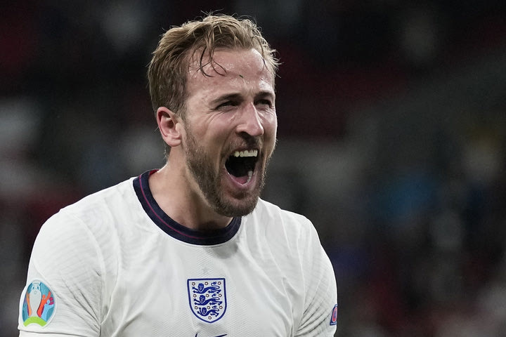 S24 Euro 2020: Πήρε “φωτιά” στα νοκ-άουτ ο Χάρι Κέιν