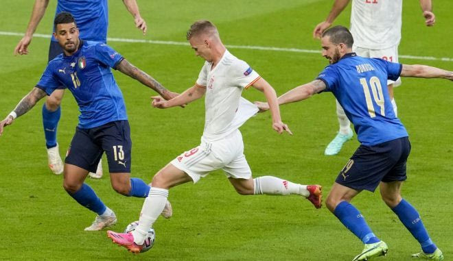 S24 Euro 2020, Ιταλία – Ισπανία: Η σπουδαία απόκρουση του Ντοναρούμα στο σουτ του Όλμο