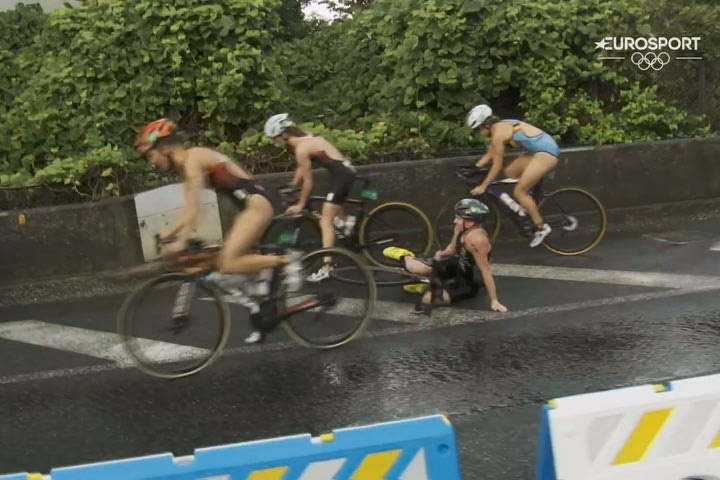 Ολυμπιακοί Αγώνες – Τρίαθλο: Τα προεόρτια του τυφώνα έφεραν ατυχήματα