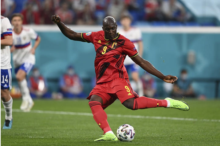 Τα προημιτελικά του Euro, οι τραυματίες και ο Λουκάκου