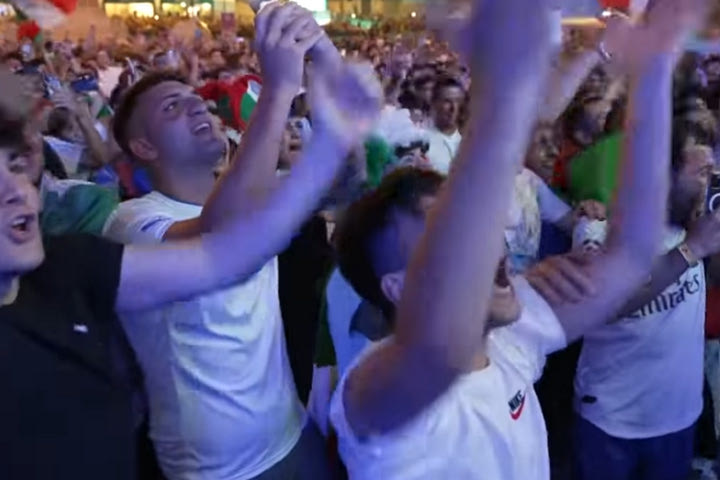 Euro 2020: Ξέφρενοι πανηγυρισμοί των Ιταλών για την πρόκριση