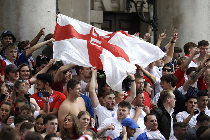 Euro 2020: Απόπειρα εισβολής Άγγλων οπαδών στο Γουέμπλεϊ πριν απ’ τον τελικό