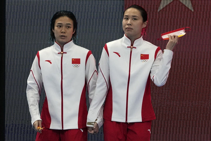 Ολυμπιακοί αγώνες – Καταδύσεις: Πήρε το χρυσό η Κίνα στις συγχρονισμένες καταδύσεις γυναικών