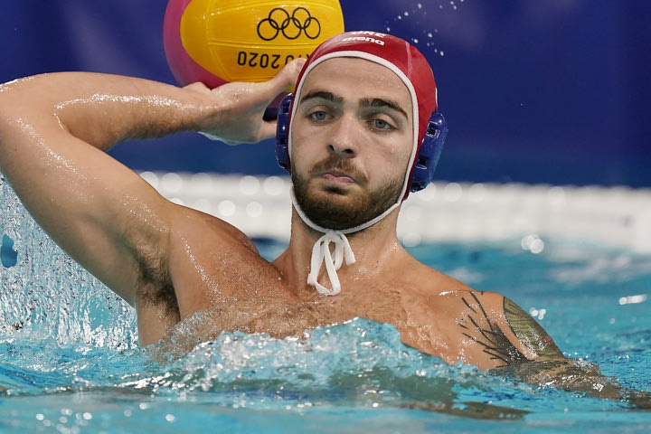Ο κέρβερος της Εθνικής, Μάνος Ζερδεβάς, στο SPORT24: “Το κλειδί της επιτυχίας είναι ότι δεν έχουμε σταρ”