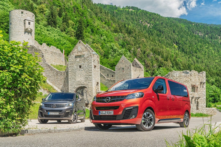Τα ηλεκτρικά Van της Opel στην κορυφή των Αλπεων
