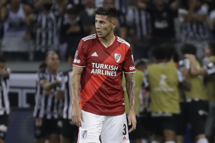Olé: “Η Ρίβερ Πλέιτ είπε ‘όχι’ στα 4 εκατ. ευρώ του Ολυμπιακού για τον Ανχιλέρι”