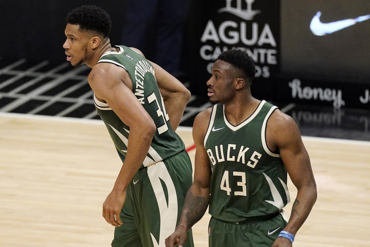 NBA: Πρώτη φορά στην ιστορία τρεις Έλληνες πέτυχαν 20άρα την ίδια σεζόν