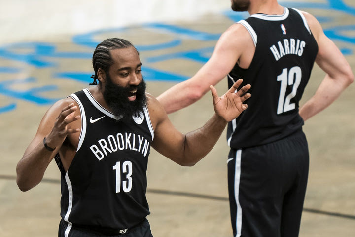 NBA: Δεν θα μπορούν να αγωνιστούν στα εντός έδρας ματς των ομάδων τους οι ανεμβολίαστοι παίκτες των Νετς, Νικς και Γουόριορς