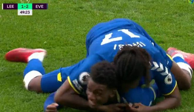 Premier League: Τα highlights της αναμέτρησης της Λιντς με την Έβερτον (2-2)