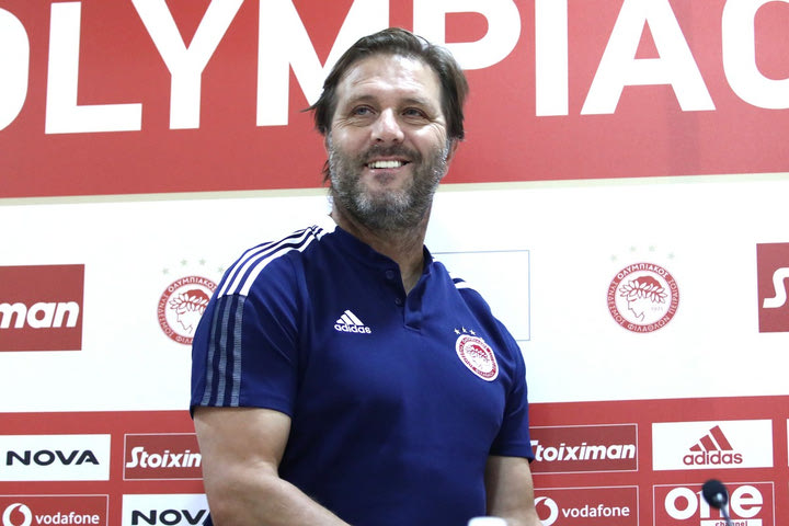 Μαρτίνς: “Πολύ πιθανό να παίξει ο Ονιεκούρου, υπολογίζουμε τον Βατσλίκ για το μέλλον, περιμένω αντίδραση”