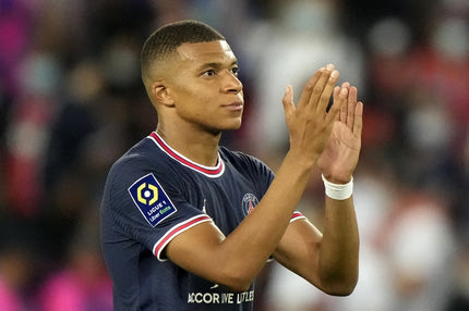 Εμπαπέ: Η Παρί απέρριψε νέα πρόταση της Ρεάλ και περιμένει να επανέλθει για τον Γάλλο φορ