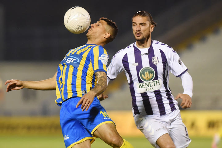 Super League Interwetten: Στην τελική ευθεία η συμφωνία των πέντε “άστεγων” με την Cosmote
