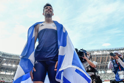 Μίλτος Τεντόγλου: Χρυσός Ολυμπιονίκης στο μήκος με τελευταίο άλμα στα 8,41