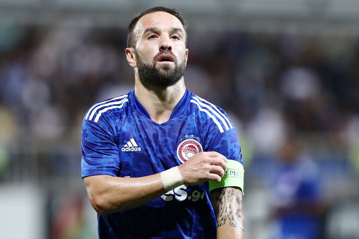 Αλί Κοτς: “Χαίρομαι που η Φενέρμπαχτσε κληρώθηκε με τον Ολυμπιακό, ο Βαλμπουενά είναι ο αγαπημένος μου”