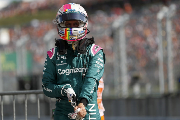 Formula 1: Ο Φέτελ ανανεώνει με την Aston Martin για το 2022