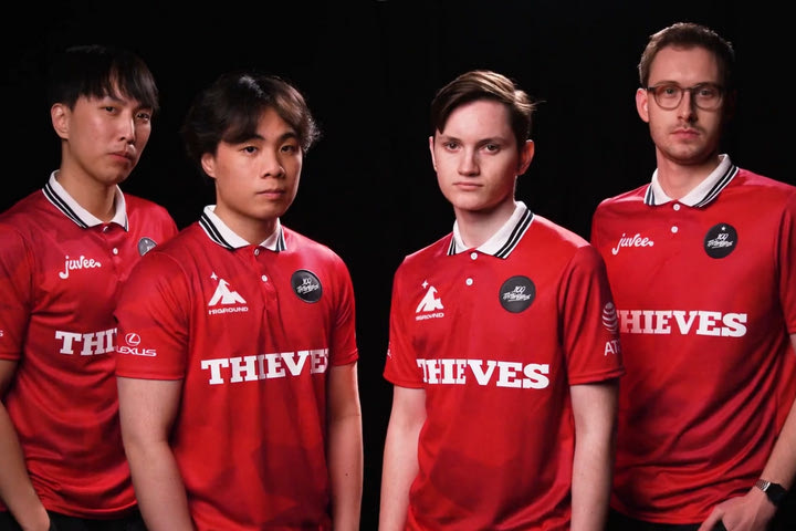 Οι 100 Thieves παρουσίασαν τη νέα τους φανέλα για το 2023