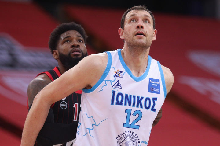 Αποχαιρέτησε τον Ιωνικό ο Μαυροκεφαλίδης που μετακόμισε στον Τρίτωνα