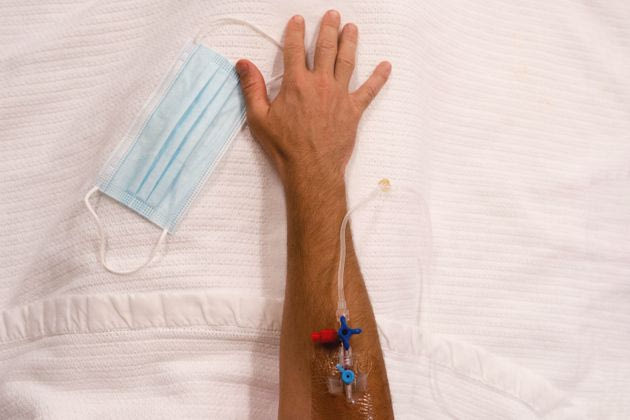 Τι λένε οι αντιεμβολιαστές για το αίμα των εμβολιασμένων αρνούμενοι τη μετάγγιση και τι λέει το Εθνικό Κέντρο Αιμοδοσίας