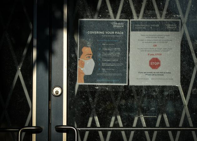 Εδιωξαν ζευγάρι από εστιατόριο επειδή… φορούσαν μάσκα για τον κορονοϊό!