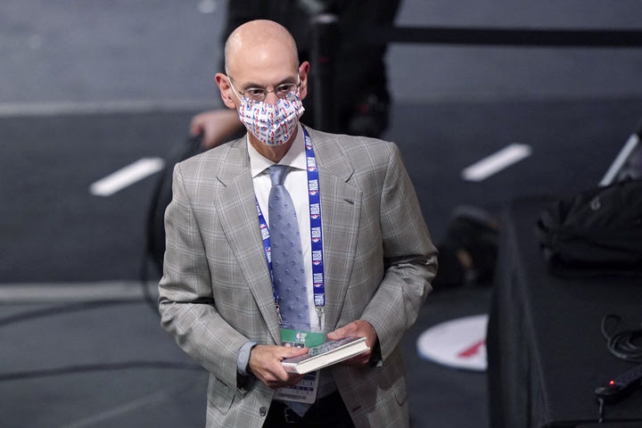 NBA: Το 70% των εμβολιασμένων παικτών για τον κορονοϊό έχει κάνει και τρίτη δόση