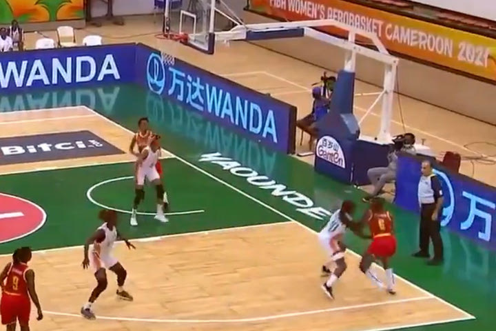 AfroBasket Women: Η Μοζαμβίκη κέρδισε την Ακτή Ελεφαντοστού με απίθανο καλάθι στο 1.7”