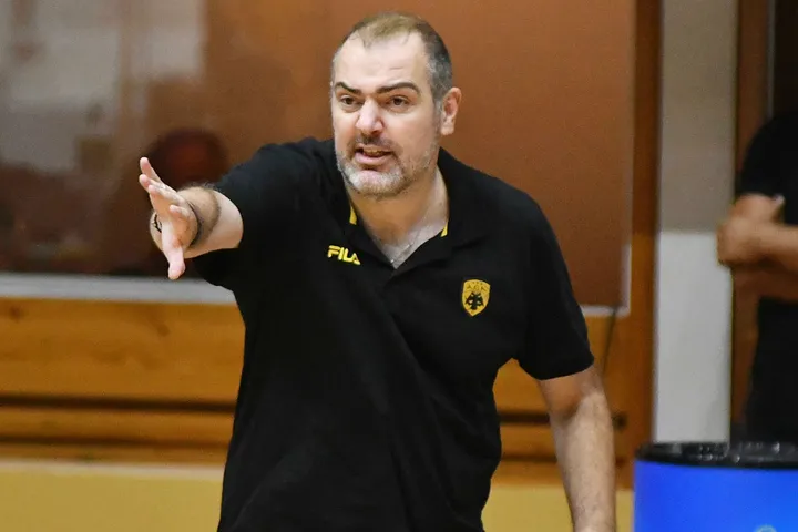 Ο Δέδας για το εγκεφαλικό του Γέλοβατς: “Ήταν στην αίθουσα θεραπείας και έκανε ποδήλατο”