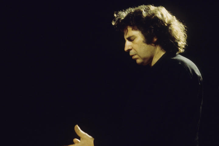 Μίκη Θεοδωράκη, αιωνίως ευγνώμονες