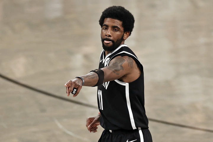NBA: Ο Καϊρί Ίρβινγκ επιστρέφει στην καθημερινότητα των Μπρούκλιν Νετς, αλλά θα παίζει μόνο στα εκτός έδρας