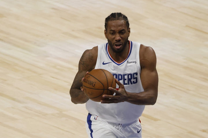 NBA, Κλίπερς: Ο Κουάι Λέοναρντ πήρε το “ΟΚ” των γιατρών για να προπονείται χωρίς περιορισμούς