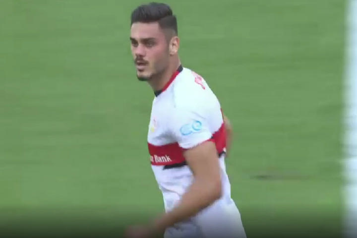 Η κεφαλιά του Ντίνου Μαυροπάνου και το γκολ της Στουτγκάρδης για το 1-2 στο ματς με τη Λεβερκούζεν