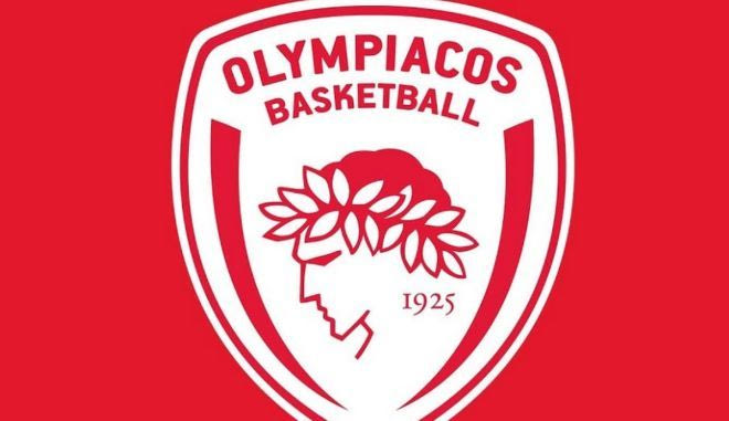 Η παρουσίαση της φανέλας του Ολυμπιακού