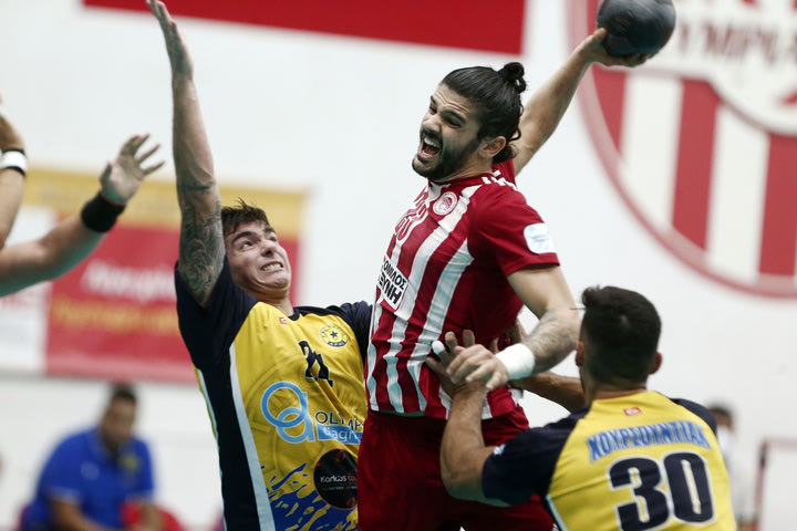 Handball Premier: Άνετα ο Ολυμπιακός κόντρα στον Άρη Νίκαιας