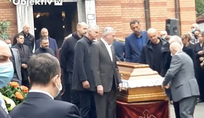 Η μεταφορά του φέρετρου του Ιβκοβιτς