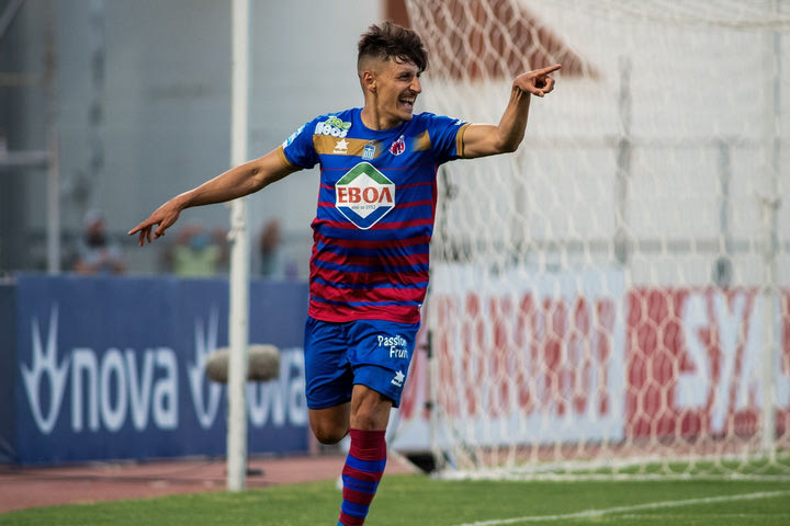 Βόλος – Νίκη Βόλου 2-0: Φιλική επικράτηση με γκολάρες Μπαρτόλο και Νίνη