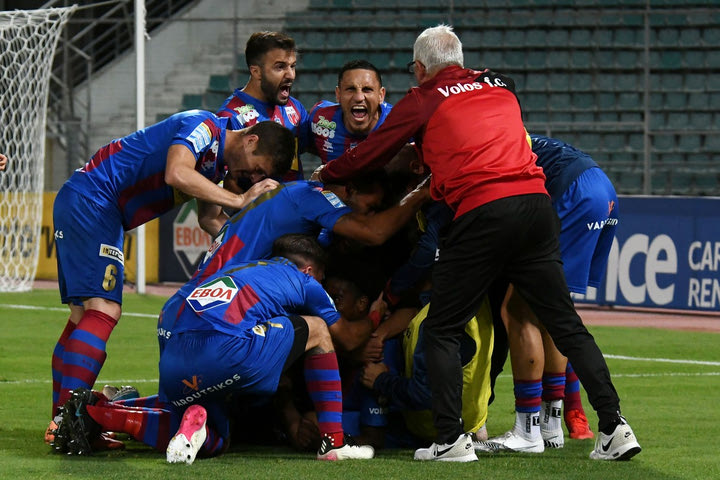 Ο Βόλος έκανε το 2-0 με εύστοχη εκτέλεση του Φαν Βερτ