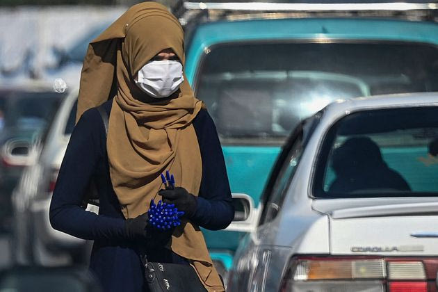Αφγανιστάν: Οι φοιτήτριες θα πρέπει να φορούν αμπάγια και νικάμπ