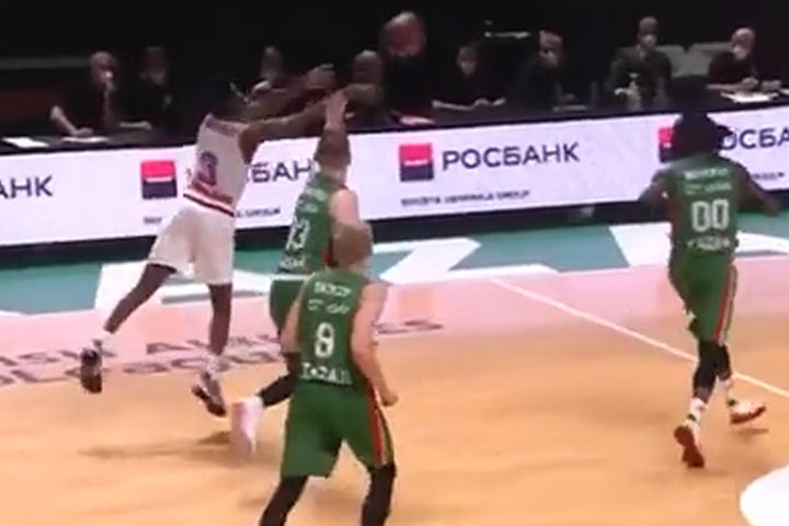 Ούνικς – Μονακό: Εντυπωσιακός Ντεμαΐς, buzzer-beater τρίποντο πίσω από το κέντρο